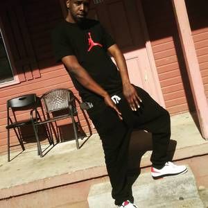 Meet your Posher, Leon